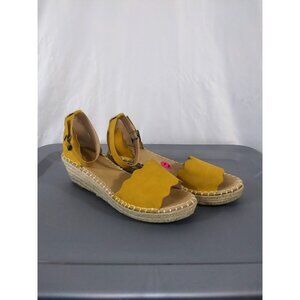 Catherine Malandrino Women's Yellow Espadrille Suede Wedge Sandals Size 11